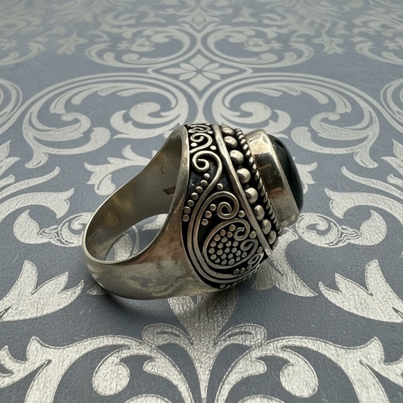 Black Onxy Balinese ring stamped weight 50.93 G - Picture 4 of 7